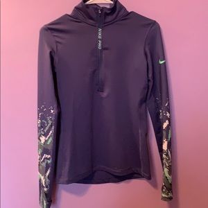 Nike pullover quarter zip.